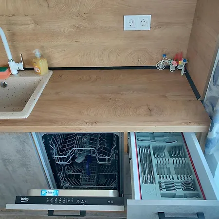 Teddy's Sea View Appartement *