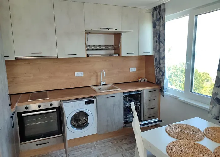 Teddy's Sea View Apartment *