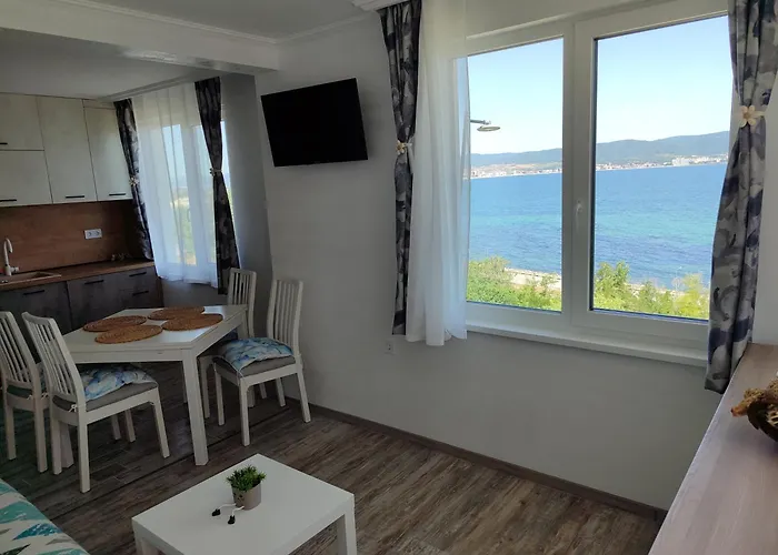 Teddy's Sea View Apartment Nesebar